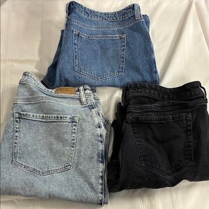 Women’s Hollister jeans